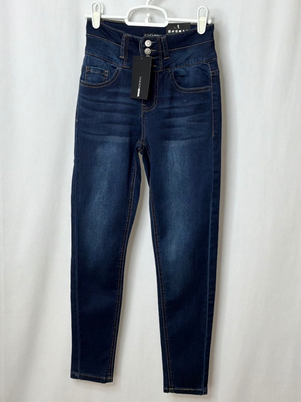 Fashion Nova Women’s Dark Blue High-Rise Skinny Jeans Size 1 - NWT